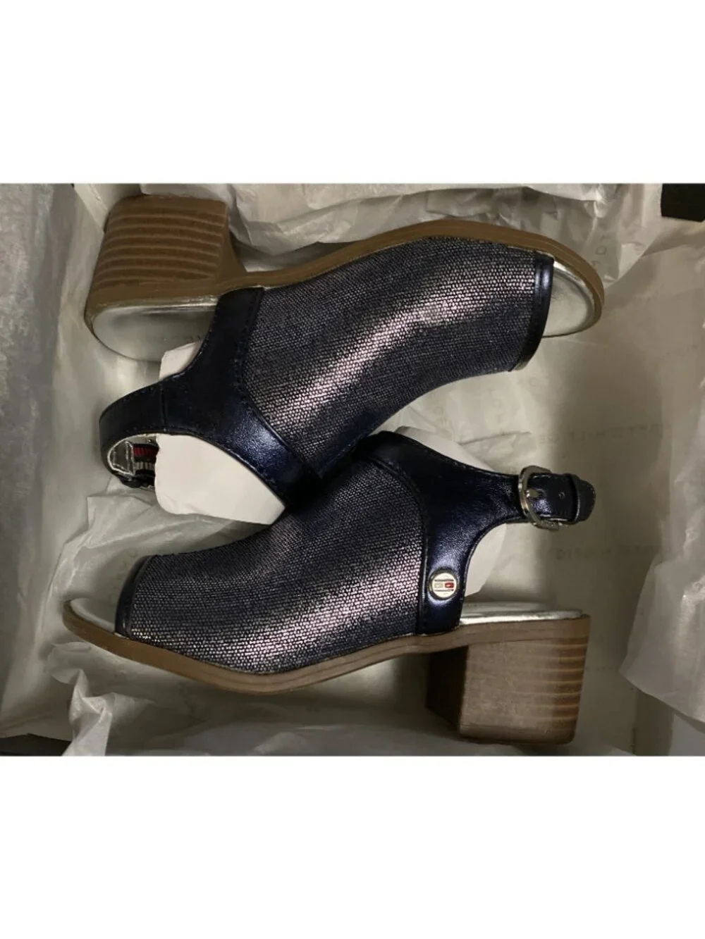 Tommy Hilfiger Girls Navy Blue And Silver Sling back Block Heeled Sandal Size 11